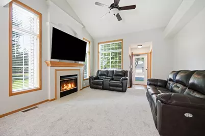 17700 41st Avenue N #80, Plymouth, MN 55446 - Photo 6