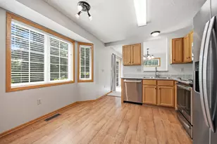 17700 41st Ave N, Plymouth, MN 55446 - Photo 10
