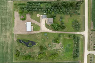 51413 150th St, Austin, MN 55912 - Photo 2
