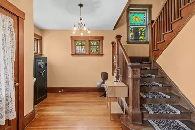 1601 Hubbard Avenue, Saint Paul, MN 55104 - Photo 4