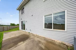 306 Pine St, Cannon Falls, MN 55009 - Photo 26