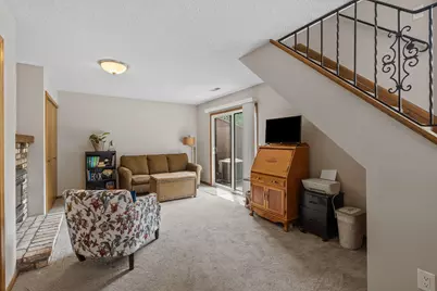 8545 Maplebrook Parkway N, Brooklyn Park, MN 55445 - Photo 10