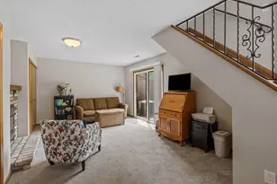 8545 Maplebrook Pkwy N, Brooklyn Park, MN 55445 - Photo 10