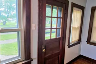 902 7th St, International Falls, MN 56649 - Photo 2