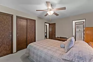 61 Flandrau Pl, Saint Paul, MN 55106 - Photo 14