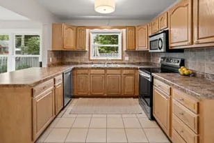 210 29th Ave N, Fargo, ND 58102 - Photo 14