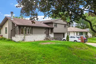 4246 Royce St NE, Columbia Heights, MN 55421 - Photo 22