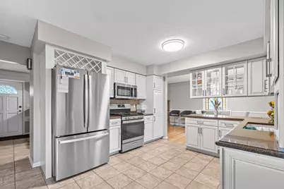 4246 Royce Street NE, Columbia Heights, MN 55421 - Photo 2