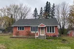 821 W Page St, Duluth, MN 55811 - Photo 1