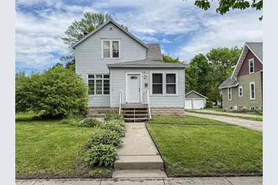 409 9th Street SW, Willmar, MN 56201 - Photo 1