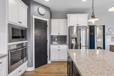 1173 Rosemary Lane, Chaska, MN 55318 - Photo 14