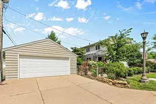 1561 Chamber St, Saint Paul, MN 55106 - Photo 46