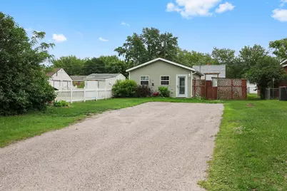 204 37th Avenue N, Saint Cloud, MN 56303 - Photo 2