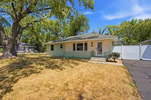 8031 Hadley Ave S, Cottage Grove, MN 55016 - Photo 6