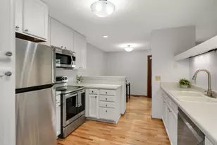 1359 Spencer Rd W, Saint Paul, MN 55108 - Photo 10