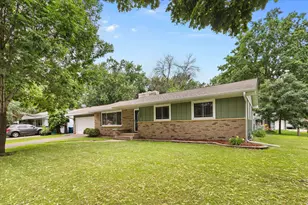 7358 Symphony St NE, Fridley, MN 55432 - Photo 28
