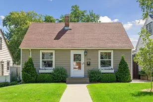 2733 Georgia Ave S, Saint Louis Park, MN 55426 - Photo 2