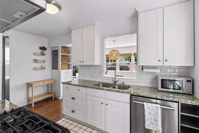 2733 Georgia Avenue S, Saint Louis Park, MN 55426 - Photo 8