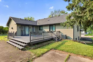 17462 Logan's Dr, Eden Prairie, MN 55346 - Photo 46
