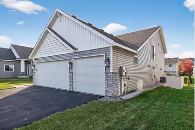 1704 Wilking Way, Shakopee, MN 55379 - Photo 4