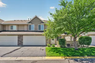 10707 Unity Ln N, Brooklyn Park, MN 55443 - Photo 2