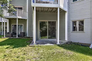 1392 Carling Dr, Saint Paul, MN 55108 - Photo 24