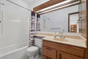 1392 Carling Dr, Saint Paul, MN 55108 - Photo 16