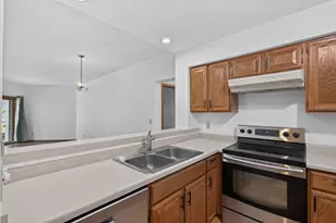 1392 Carling Dr, Saint Paul, MN 55108 - Photo 12