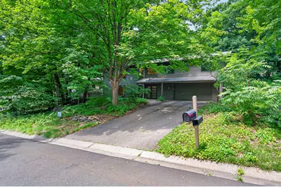 11600 37th Avenue N, Plymouth, MN 55441 - Photo 2