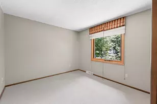 11600 37th Ave N, Plymouth, MN 55441 - Photo 34