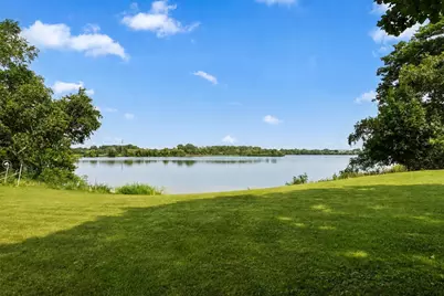 1911 County Road F E, White Bear Lake, MN 55110 - Photo 8