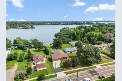 1911 County Road F E, White Bear Lake, MN 55110 - Photo 2