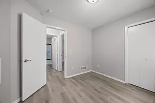 3633 Windtree Dr, Eagan, MN 55123 - Photo 30
