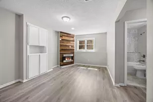 3633 Windtree Dr, Eagan, MN 55123 - Photo 22
