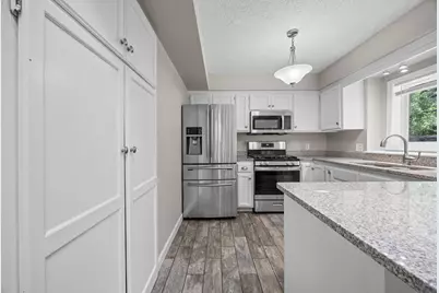 3633 Windtree Drive, Eagan, MN 55123 - Photo 12
