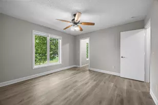 3633 Windtree Dr, Eagan, MN 55123 - Photo 34