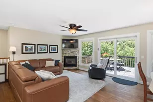5936 Woodland Cir, Minnetonka, MN 55345 - Photo 10