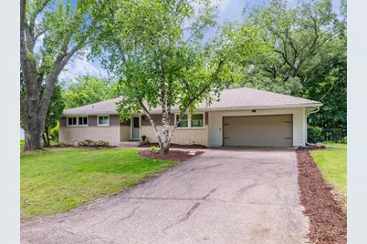 5936 Woodland Circle, Minnetonka, MN 55345 - Photo 24
