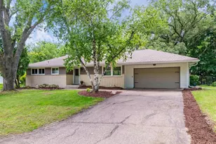 5936 Woodland Cir, Minnetonka, MN 55345 - Photo 24