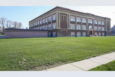 109 E Luverne Street #Units 101-336, Luverne, MN 56156 - Photo 4