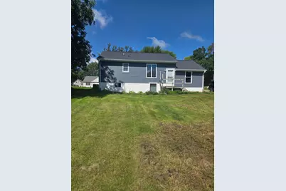 211 Independence Avenue S, Clarks Grove, MN 56016 - Photo 2