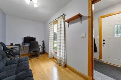 211 Independence Avenue S, Clarks Grove, MN 56016 - Photo 14