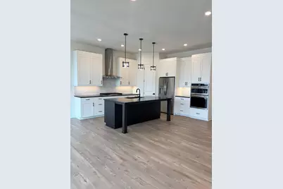 17936 Greenwich Way, Lakeville, MN 55044 - Photo 2