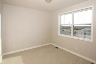17940 Greenwich Wy, Lakeville, MN 55044 - Photo 10