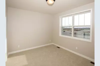 17940 Greenwich Way, Lakeville, MN 55044 - Photo 4