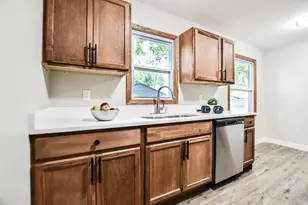 5027 Emerson Ave N, Minneapolis, MN 55430 - Photo 4