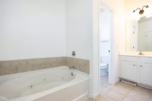10254 Bleeker St, Woodbury, MN 55129 - Photo 14