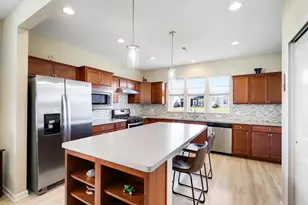 10224 Ironwood Ln, Rogers, MN 55374 - Photo 10