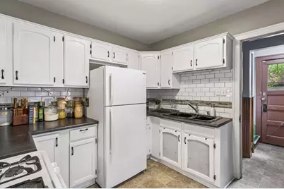 629 Lexington Parkway N, Saint Paul, MN 55104 - Photo 12