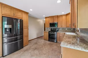 1592 Bellows St, West Saint Paul, MN 55118 - Photo 4